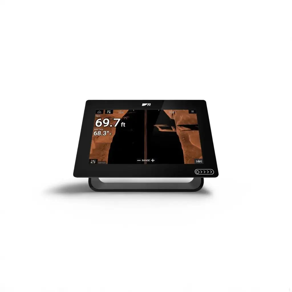 AXIOM+ 9 RV, Multi-function 9" Display with integrated RealVision 3D, 600W Sonar, no transducer